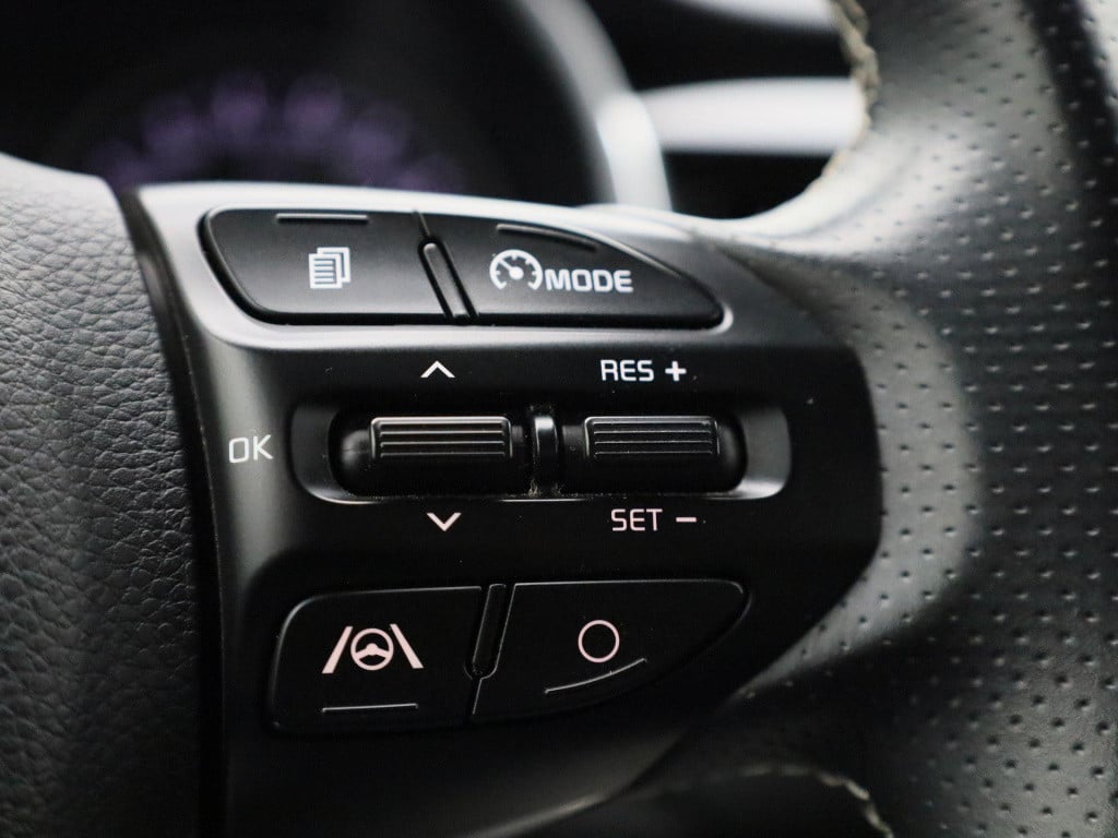 Kia Stonic 1.0 t-gdi mhev black edition | navigatie | apple carplay / andro