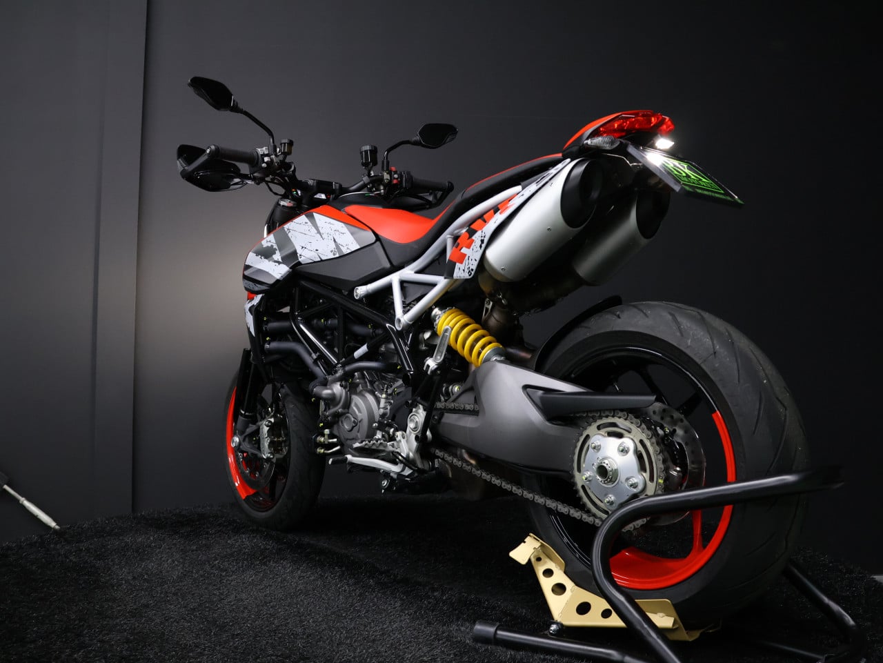 HYPERMOTARD 950 RVE | BTW Motor