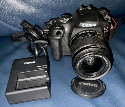 Canon 2000D