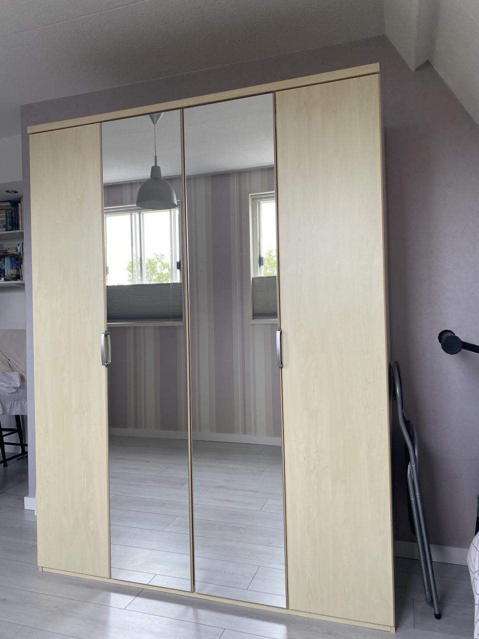 Hang/legkast