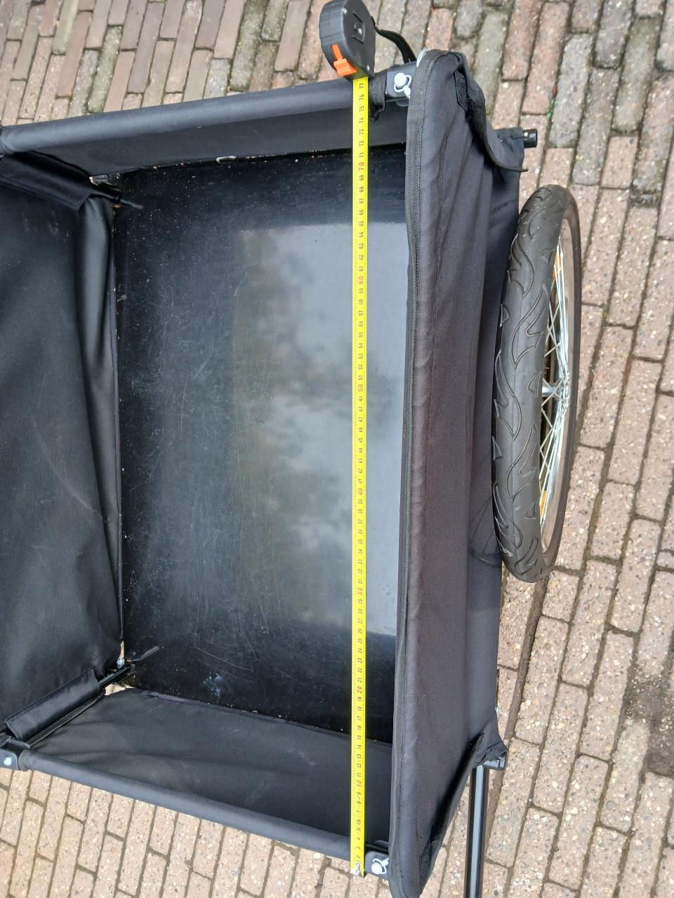 Fietskar met afdekhoes