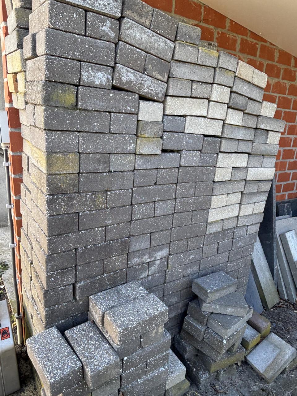 Stenen voor tuin of oprit