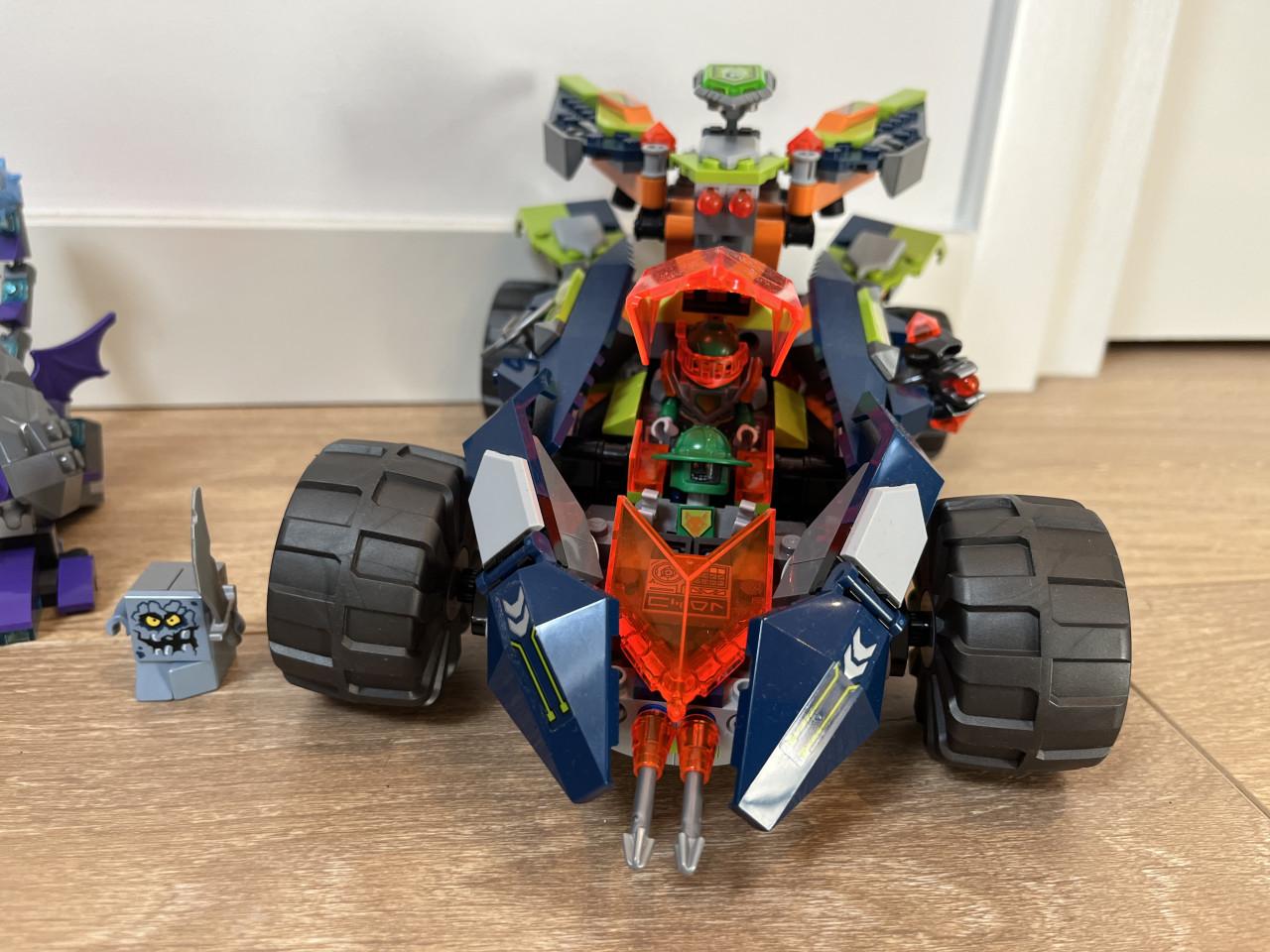 LEGO Nexo Knights Aarons rock Climber