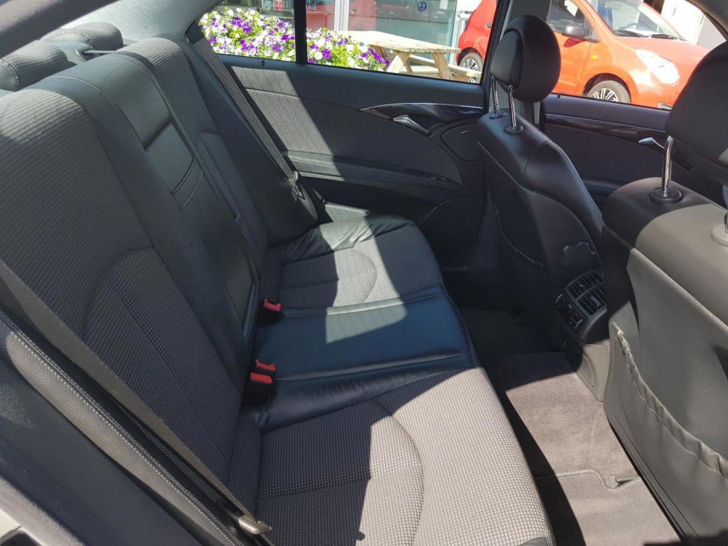 Mercedes-Benz E-Klasse 240 2,6b avantgarde automaat