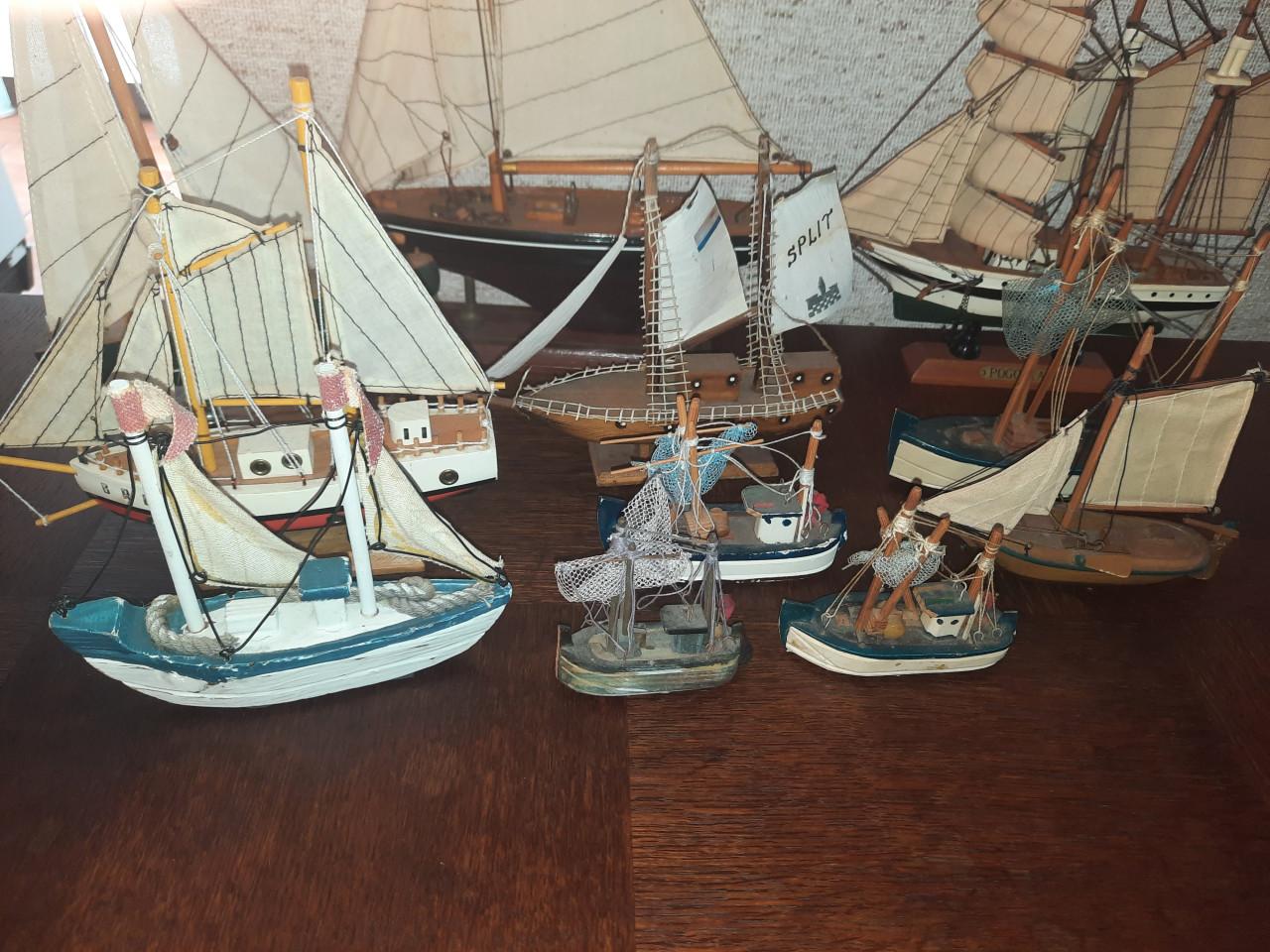 Partij model zeilbootjes