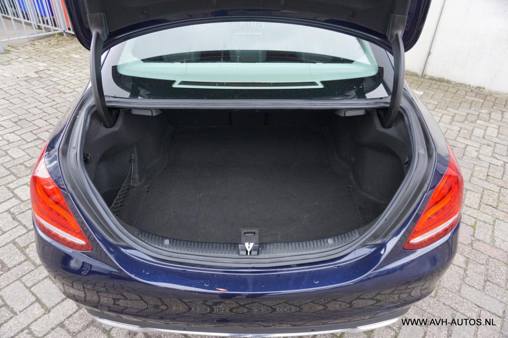 Mercedes-Benz C-Klasse 180 lease edition