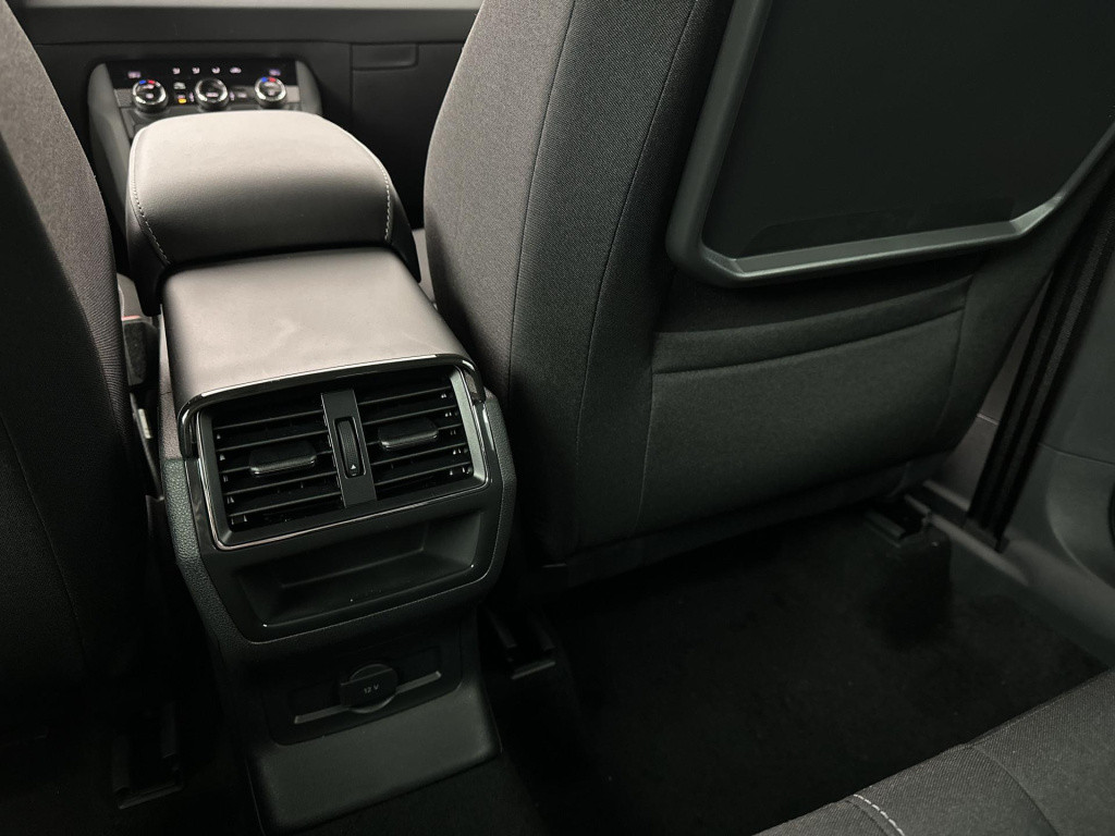 Skoda Karoq 1.5 tsi act business edition