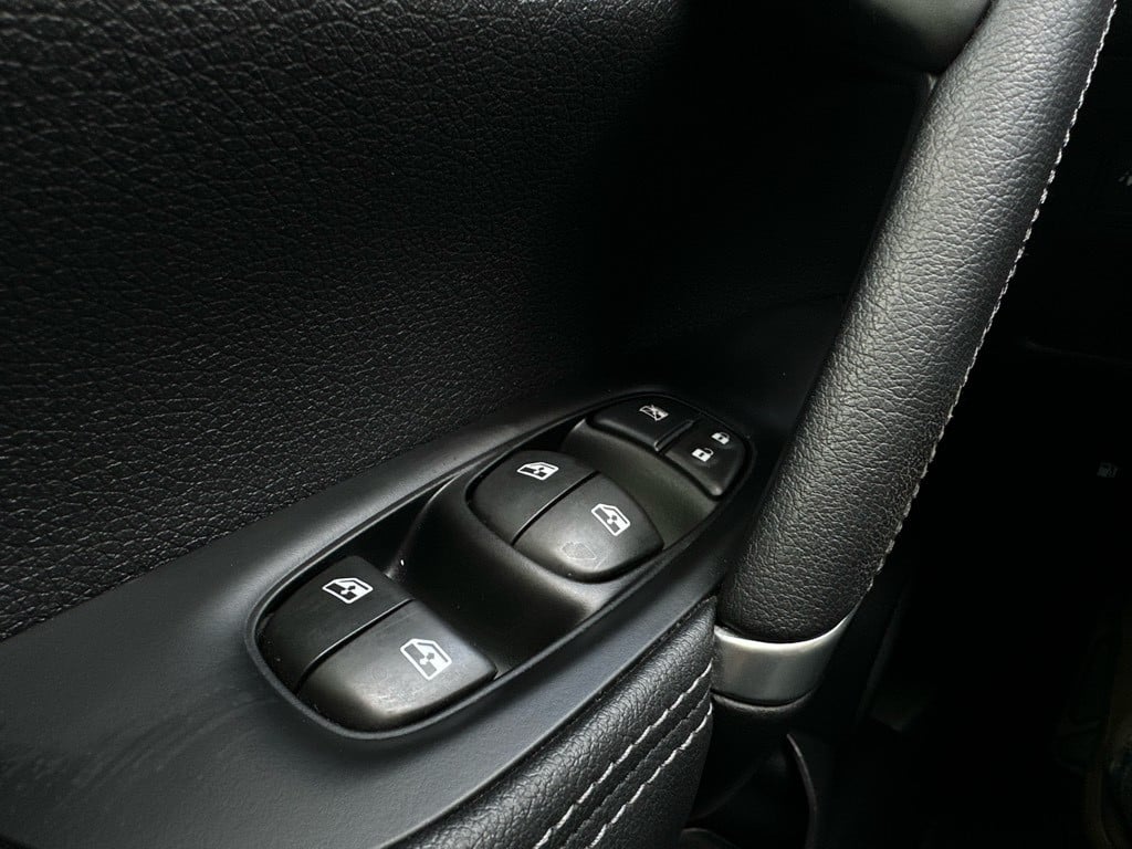 Nissan Qashqai 1.3 dig-t n-connecta