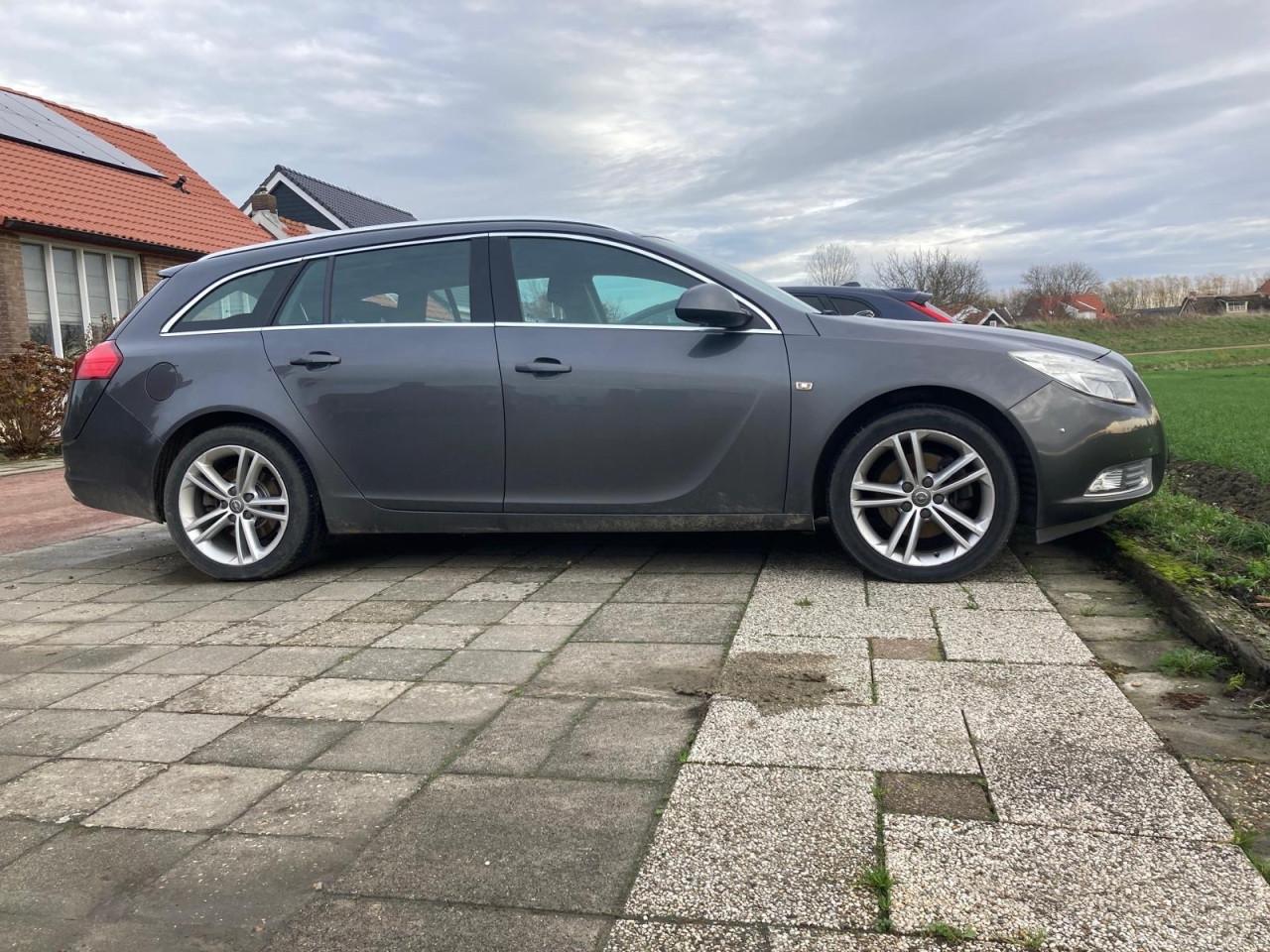Opel Insignia sport 1600 turbo