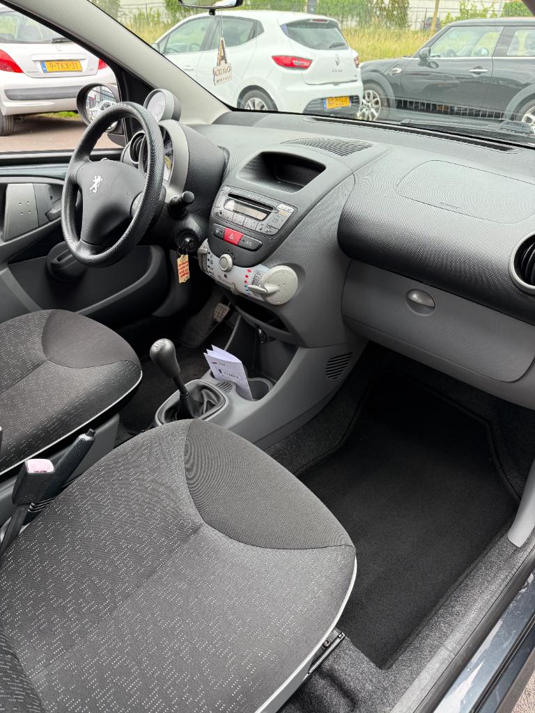 Peugeot 107 1.0-12v xs - 5drs - airco