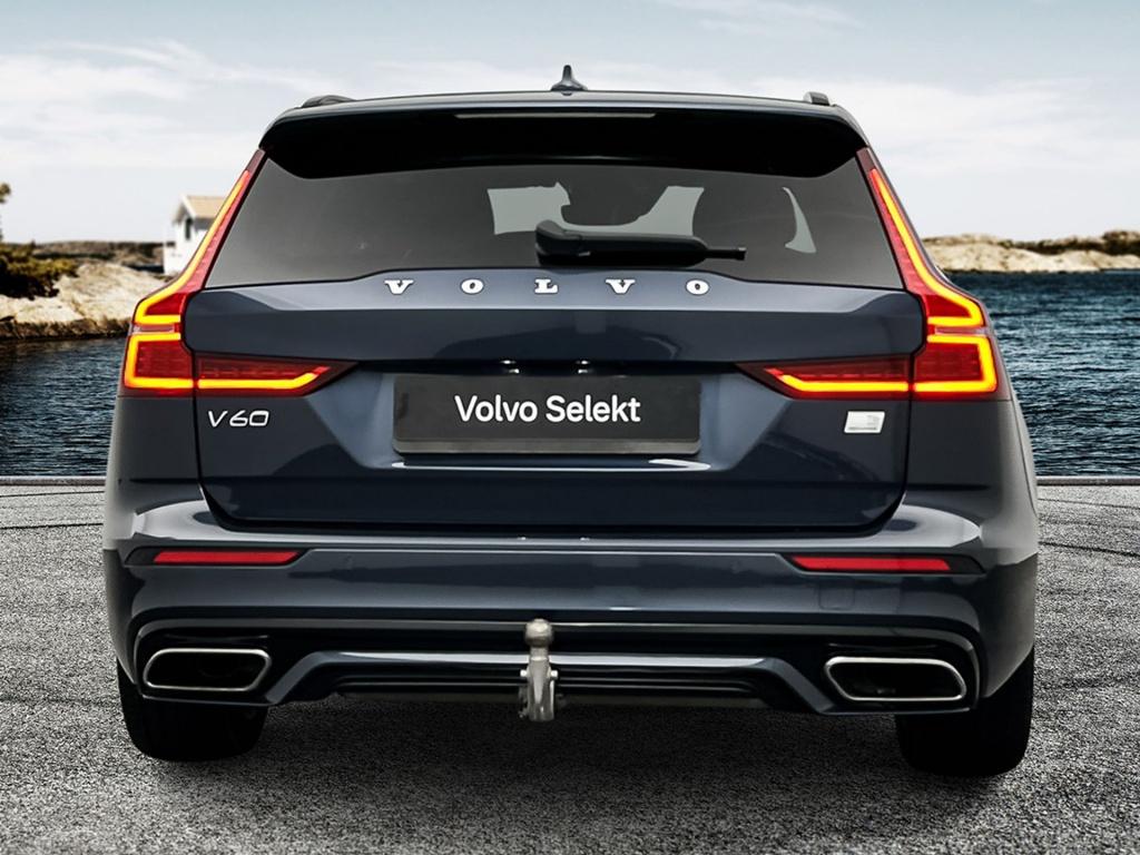 Volvo V60 t6 398pk recharge r-design| camera| trekhaak| stoel+stuur.verw|