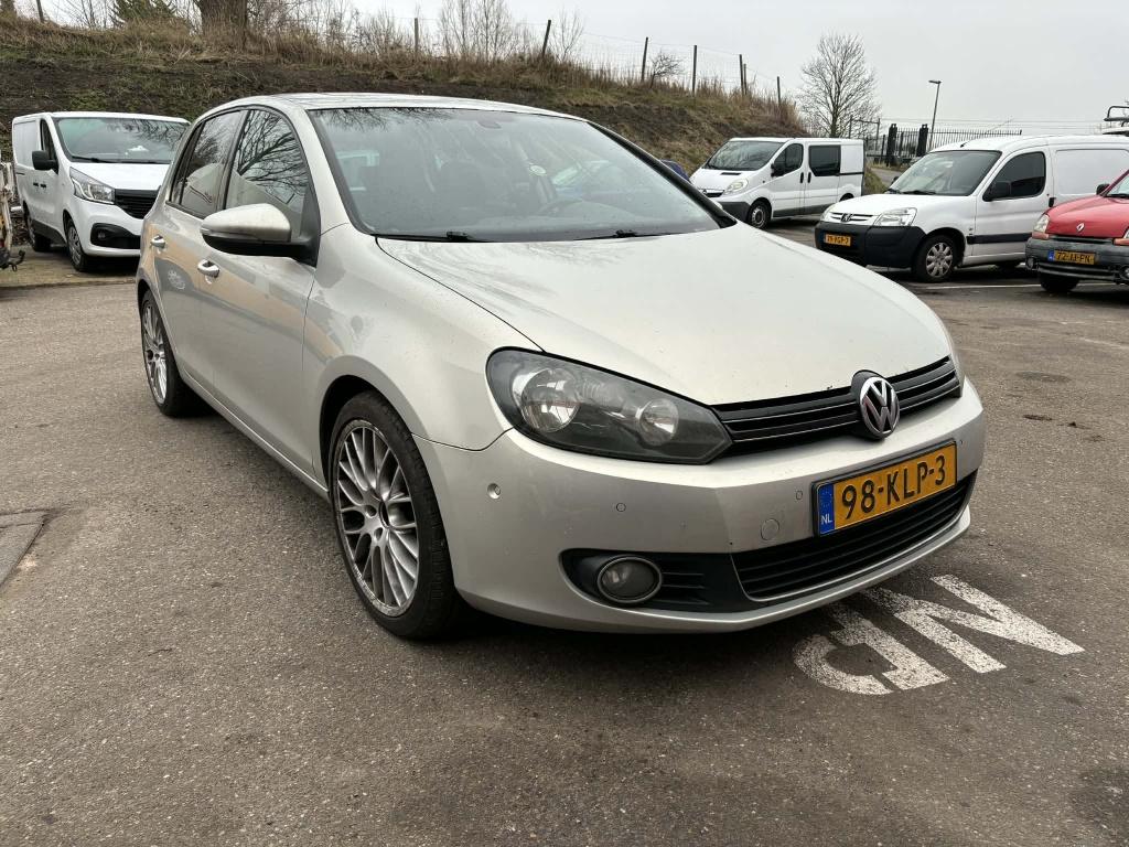 Volkswagen Golf 2.0 tdi highline