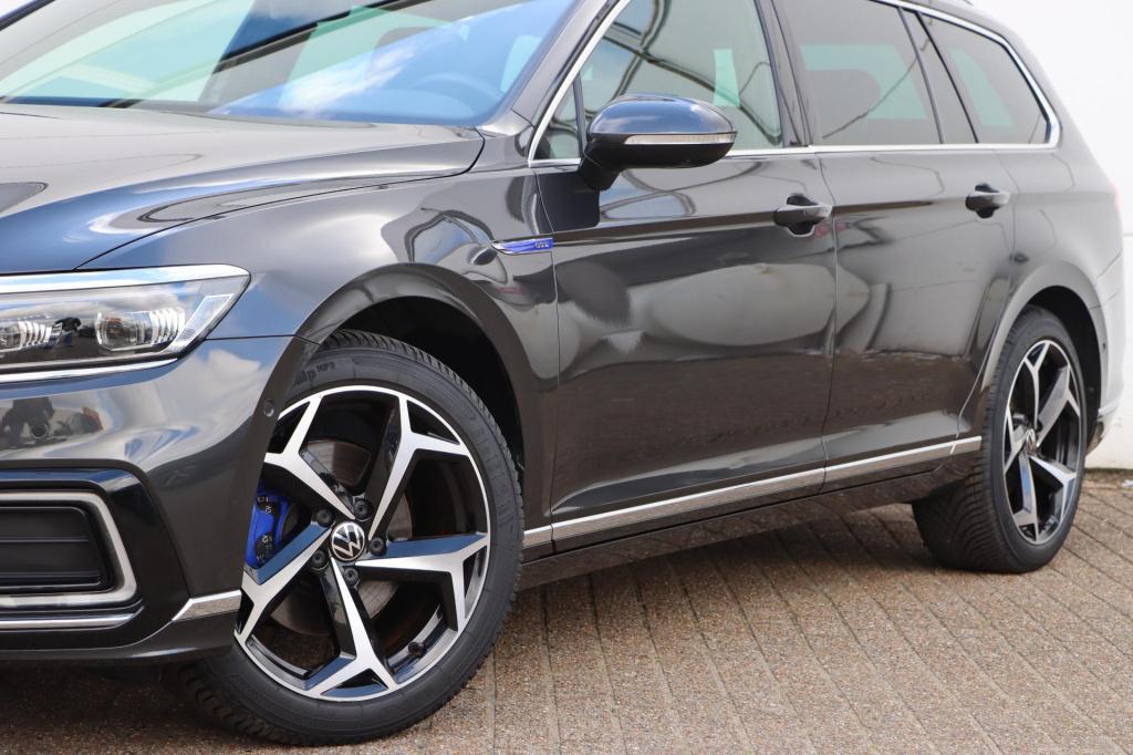 Volkswagen Passat variant 1.4 tsi phev gte business dsg 218pk | soh 97,9% |