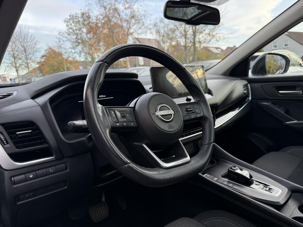 Nissan Qashqai 1.5 epower n-connecta // black editie //