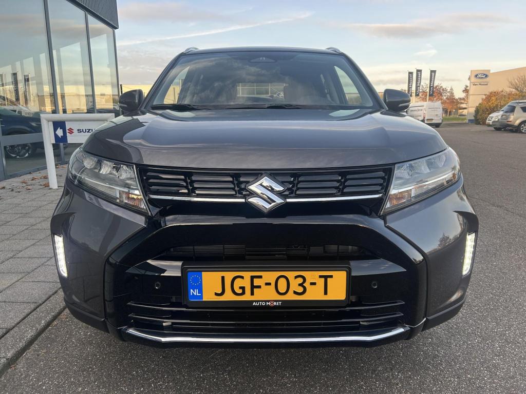 Suzuki Vitara 1.5 hybrid style