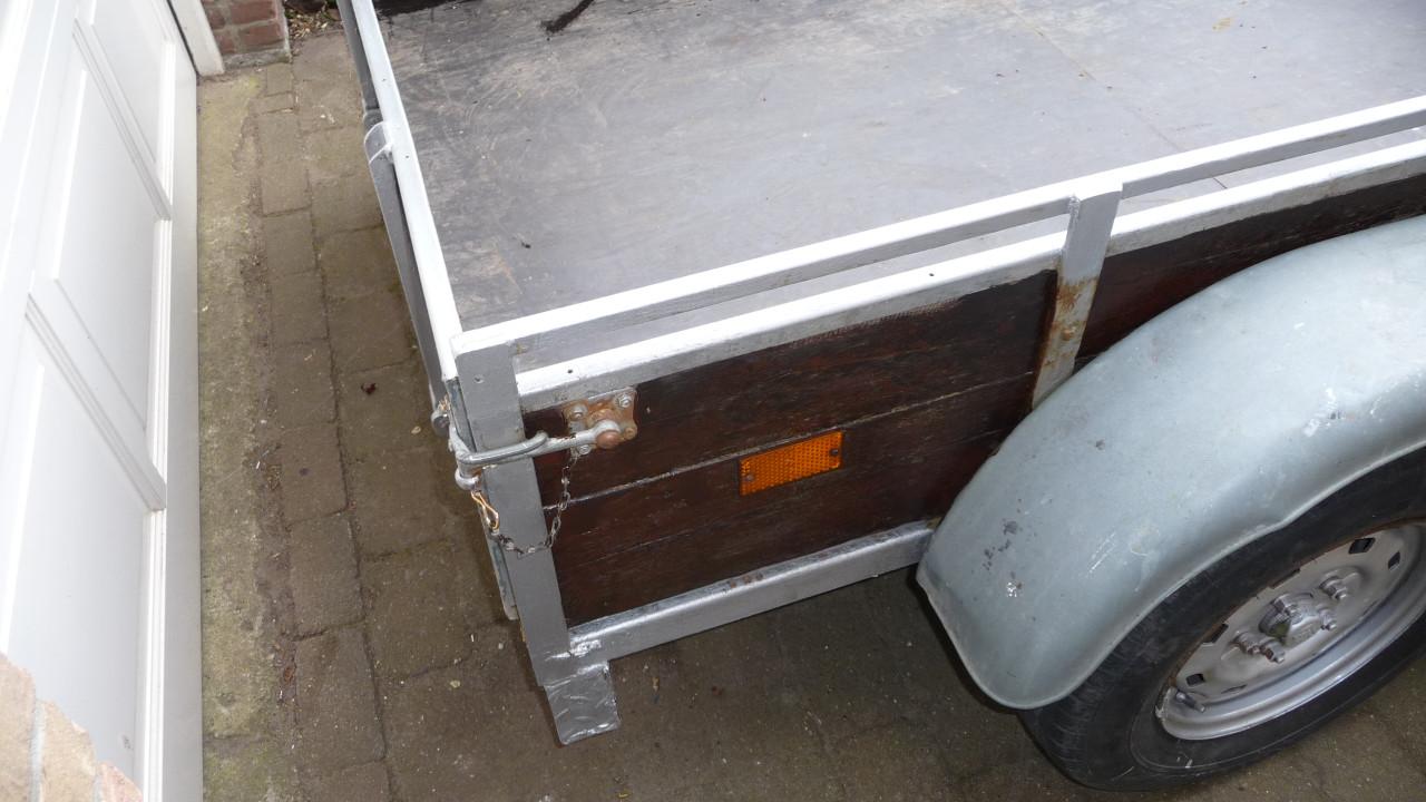 TE KOOP ONGEREMDE TANDEMASSER AANHANGER