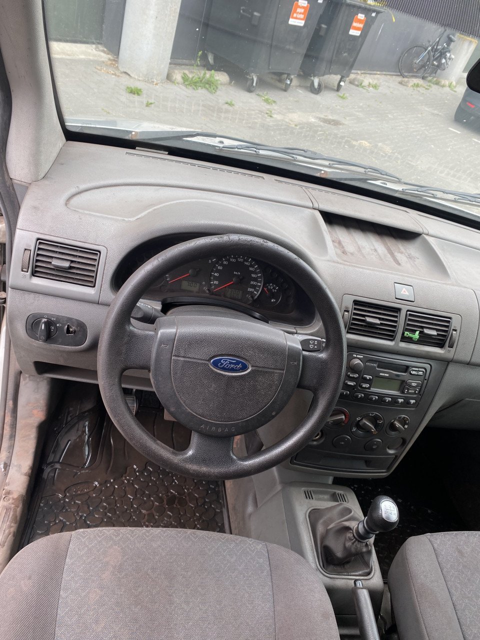 Ford Transit Connect 1.8 TD 200S LR VAN 66 2004