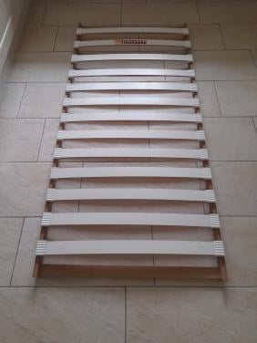 Lattenbodem 90 x 200 ( in goede staat )