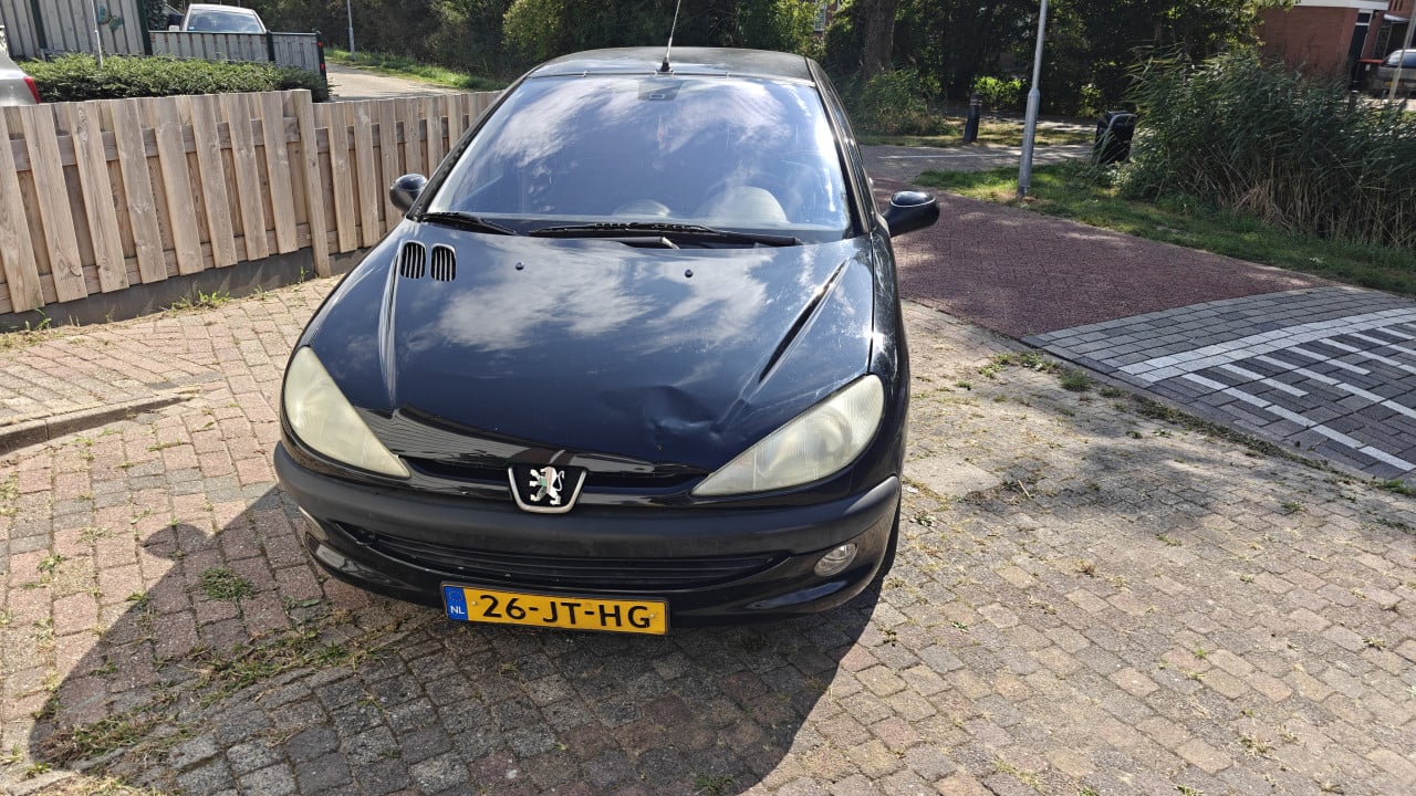 Peugeot 206 1.4 gentry 5deurs