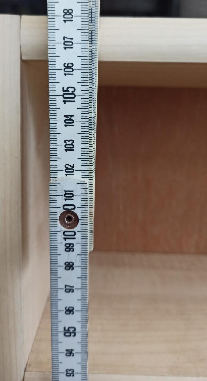 Stevige rek, diepte 15 cm, zie foto's voor hoogte/breedte