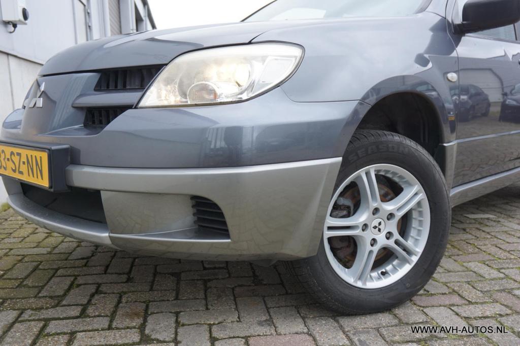Mitsubishi Outlander 2.0 invite+