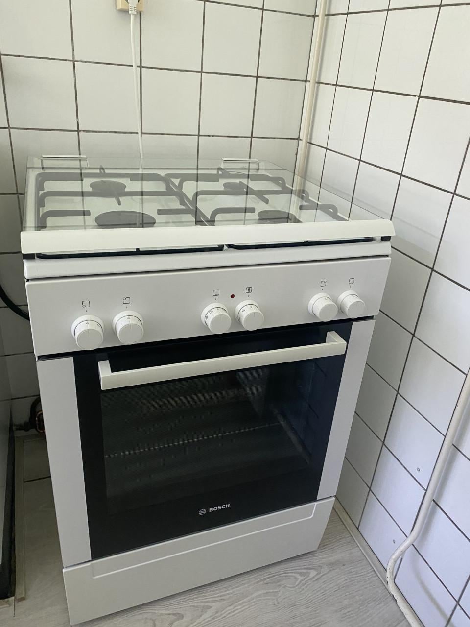 4-pits gasfornuis met elektrische oven