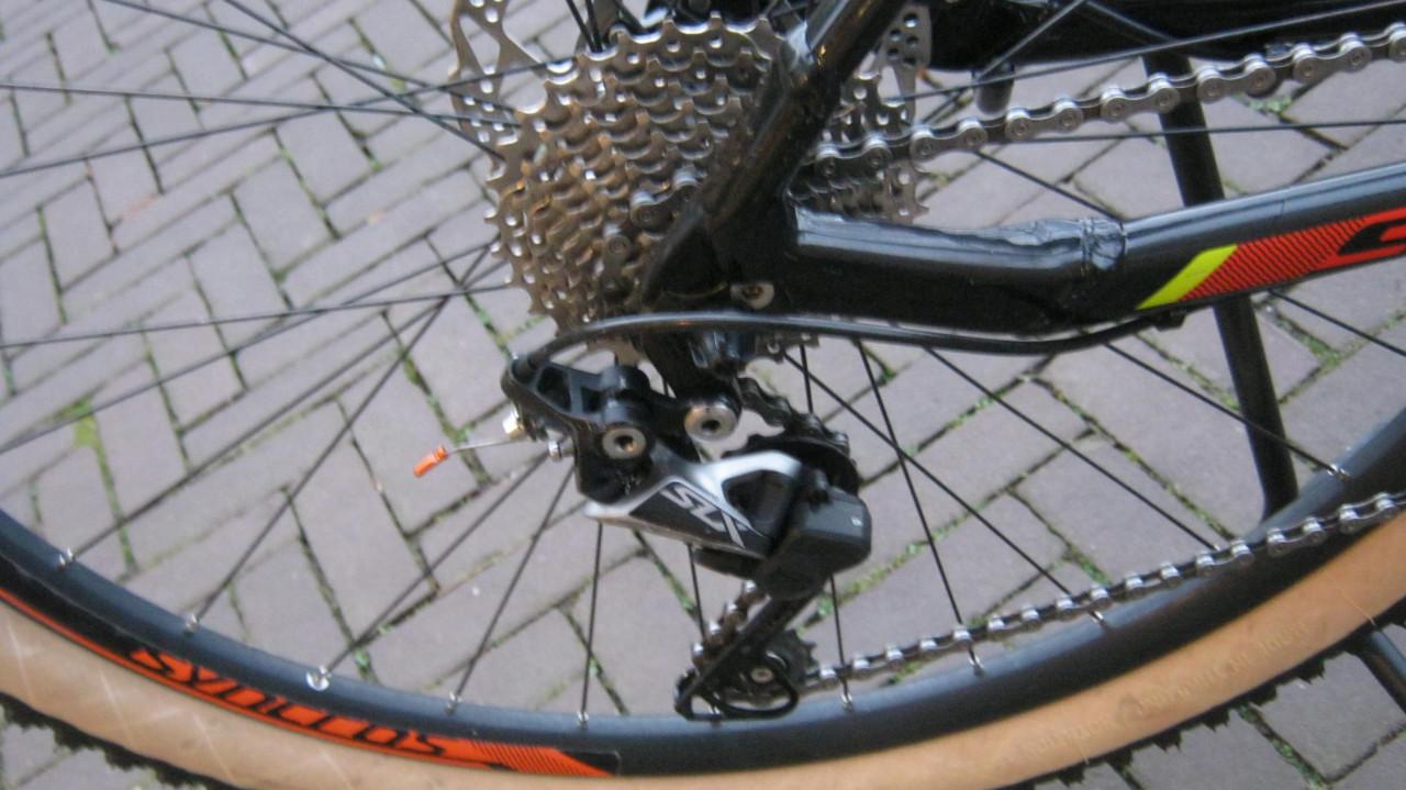 TE KOOP SCOTT 29 ER SHIMANO AFGEMONTEERD MET ROCKSHOX VORK