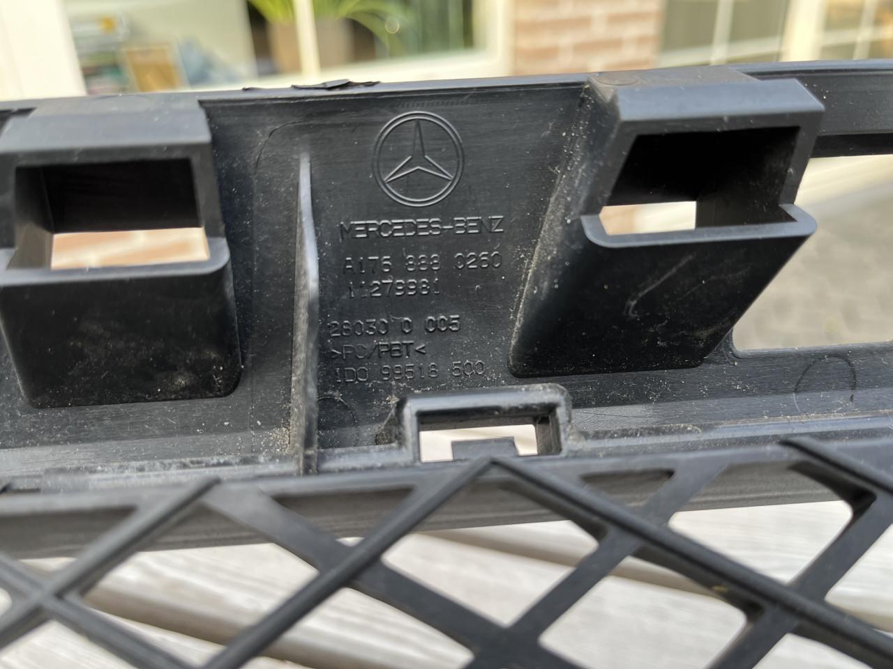 Mercedes w176 AMG grill