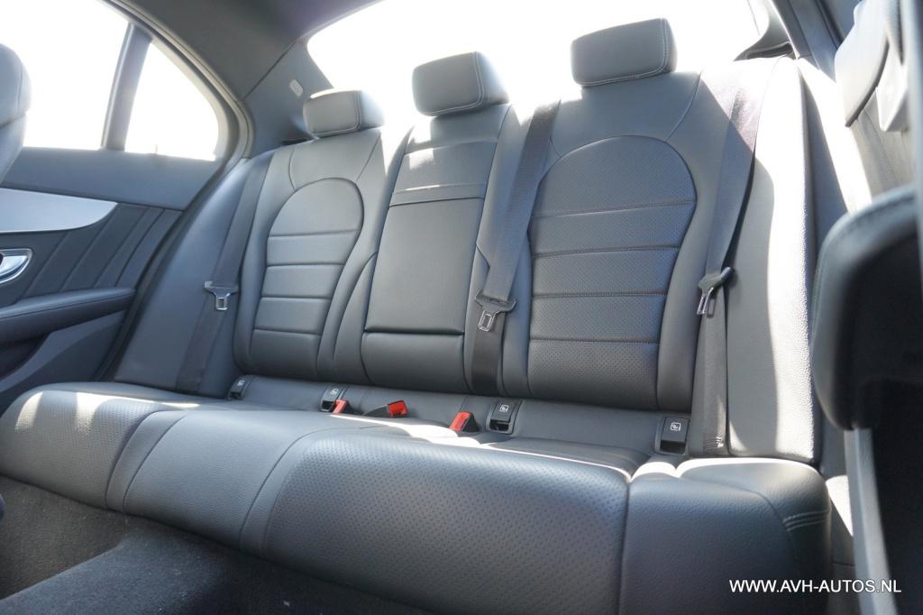 Mercedes-Benz C-Klasse 180 business solution amg automaat