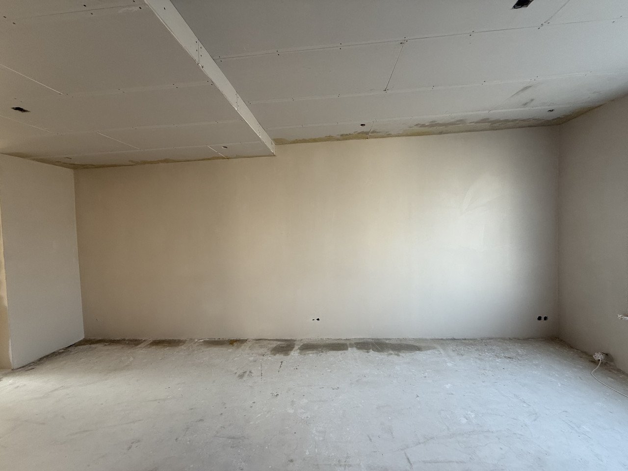 Erjan Stukadoor Tel 0685004348