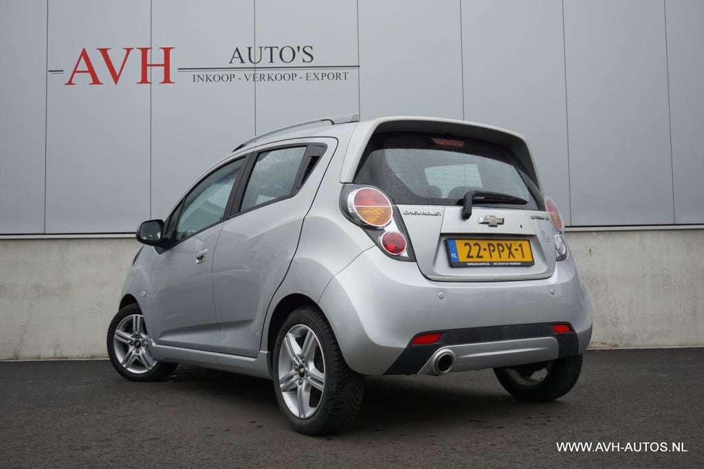 Chevrolet Spark 1.2 16v lt