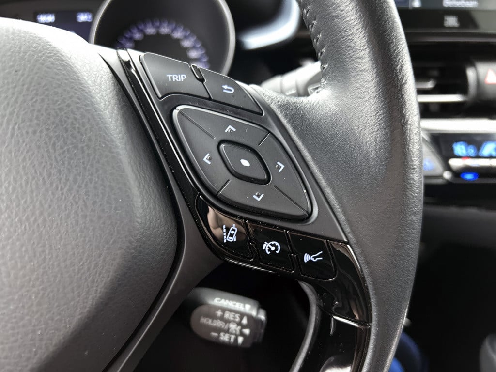 Toyota C-hr 1.8 hybrid style | nl auto | blindspot monitor | navigatie | pa