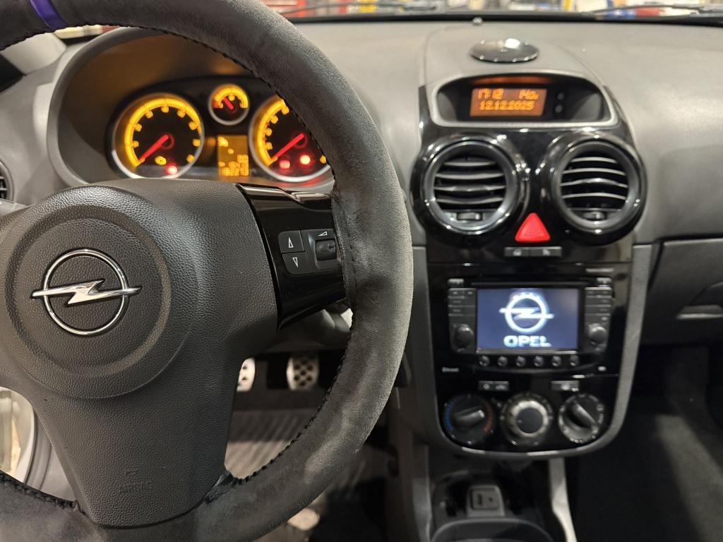 Opel Corsa corsa 1.4 start/stop cosmo