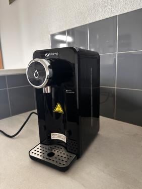 Magnani heetwater dispenser, voor een kop thee,