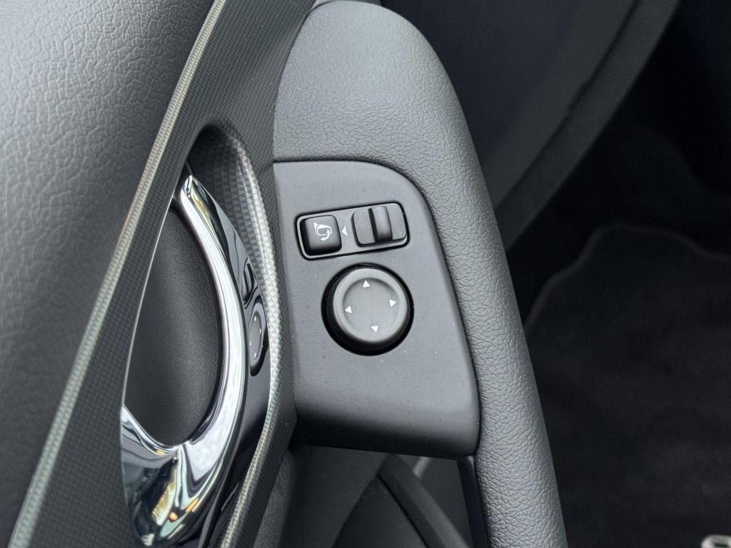 Nissan Qashqai 1.3 dig-t premium edition automaat incl. trekhaak!