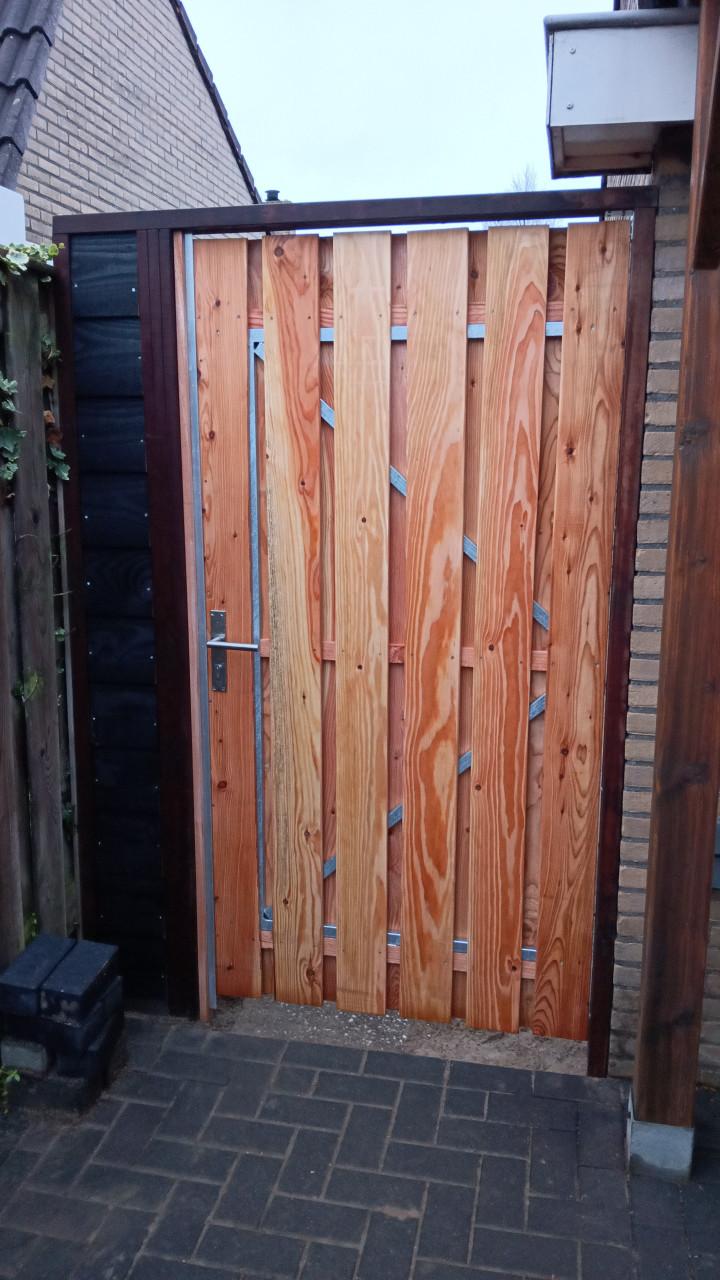 Grond, Groen & Straatwerk.