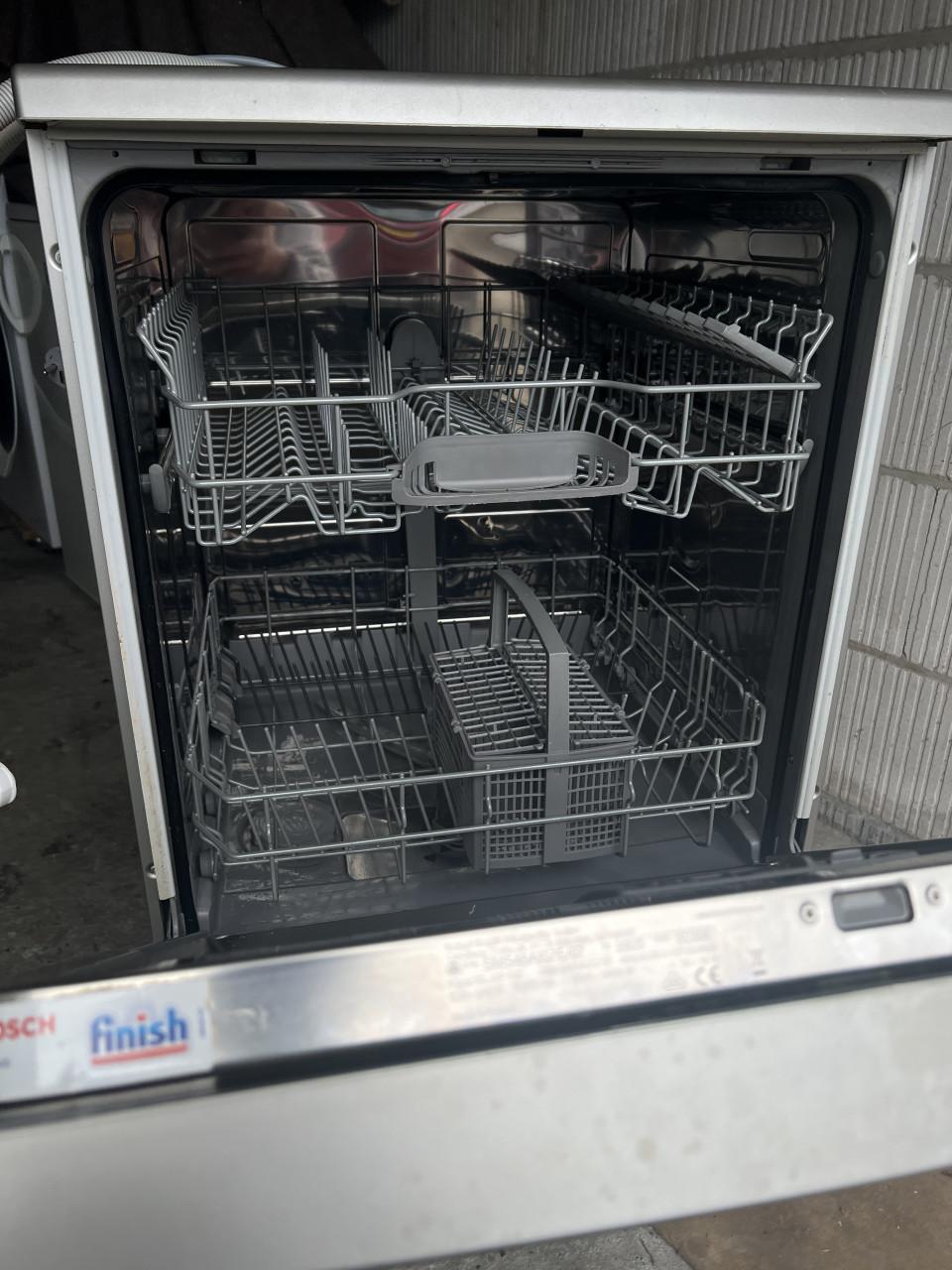 BOSCH vrijstaand RVS vaatwasser 85x60 cm Als nieuw klasse A+