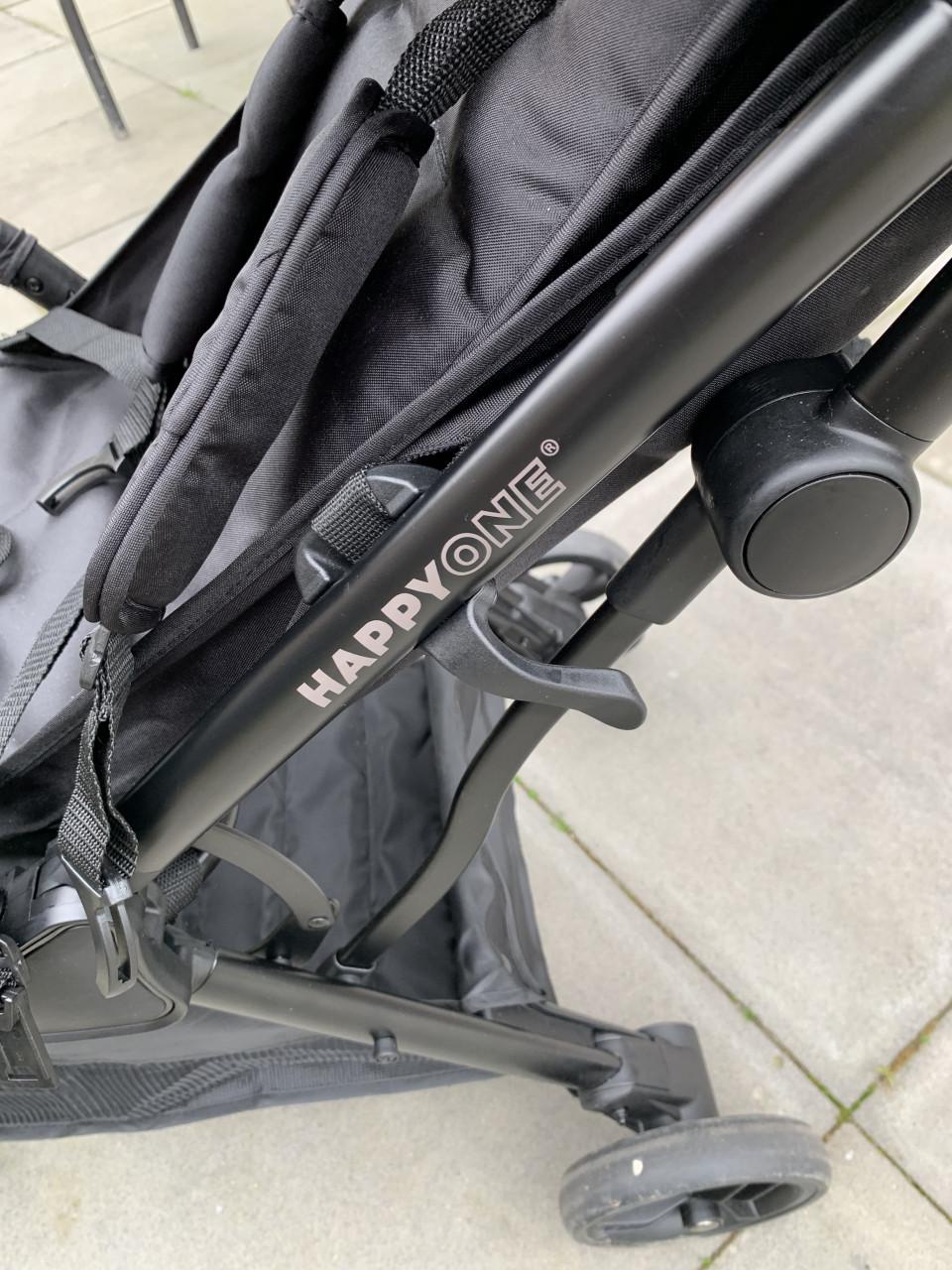 Zeer nette Happy One buggy,