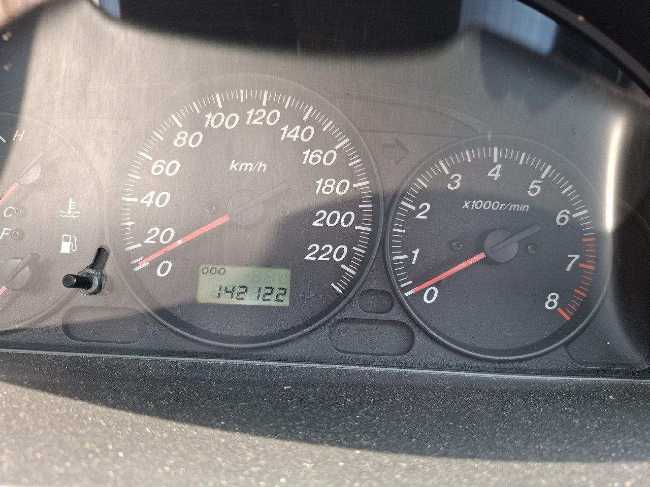 Mazda 323.