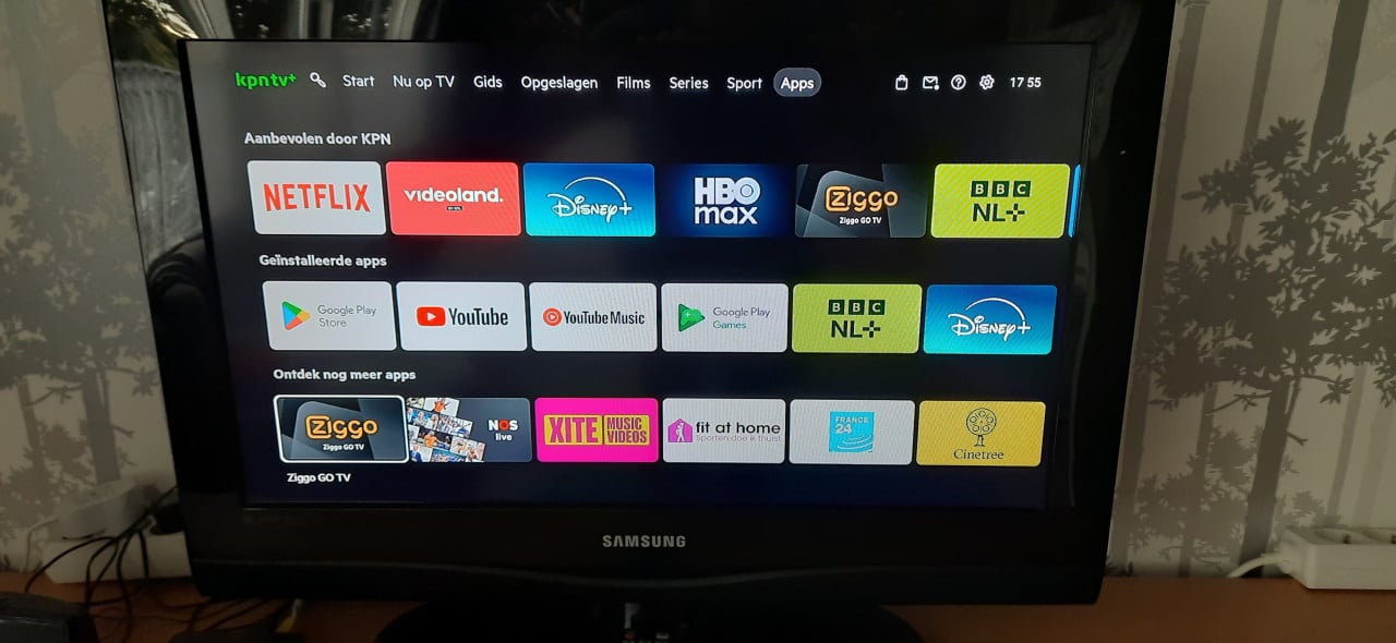 Samsung tv bijna niet gebruikt leuk voor camper of caravan