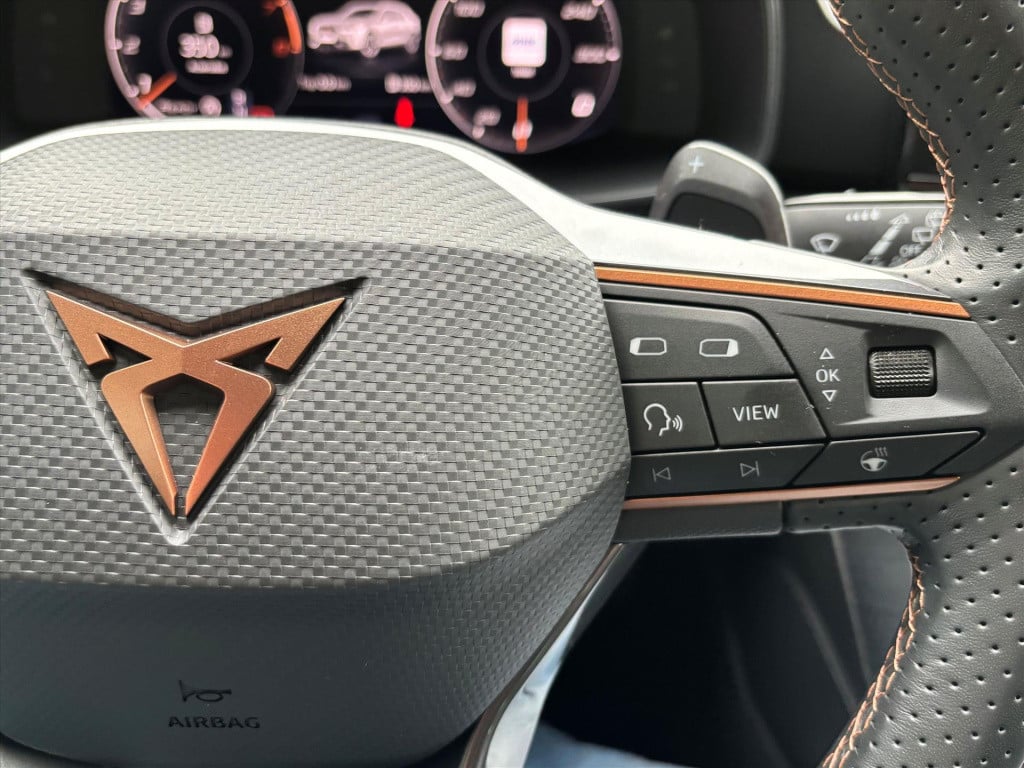 Cupra Formentor 1.5 tsi 150pk dsg-7| camera|navi|carplay|dodehoek| rijklaar