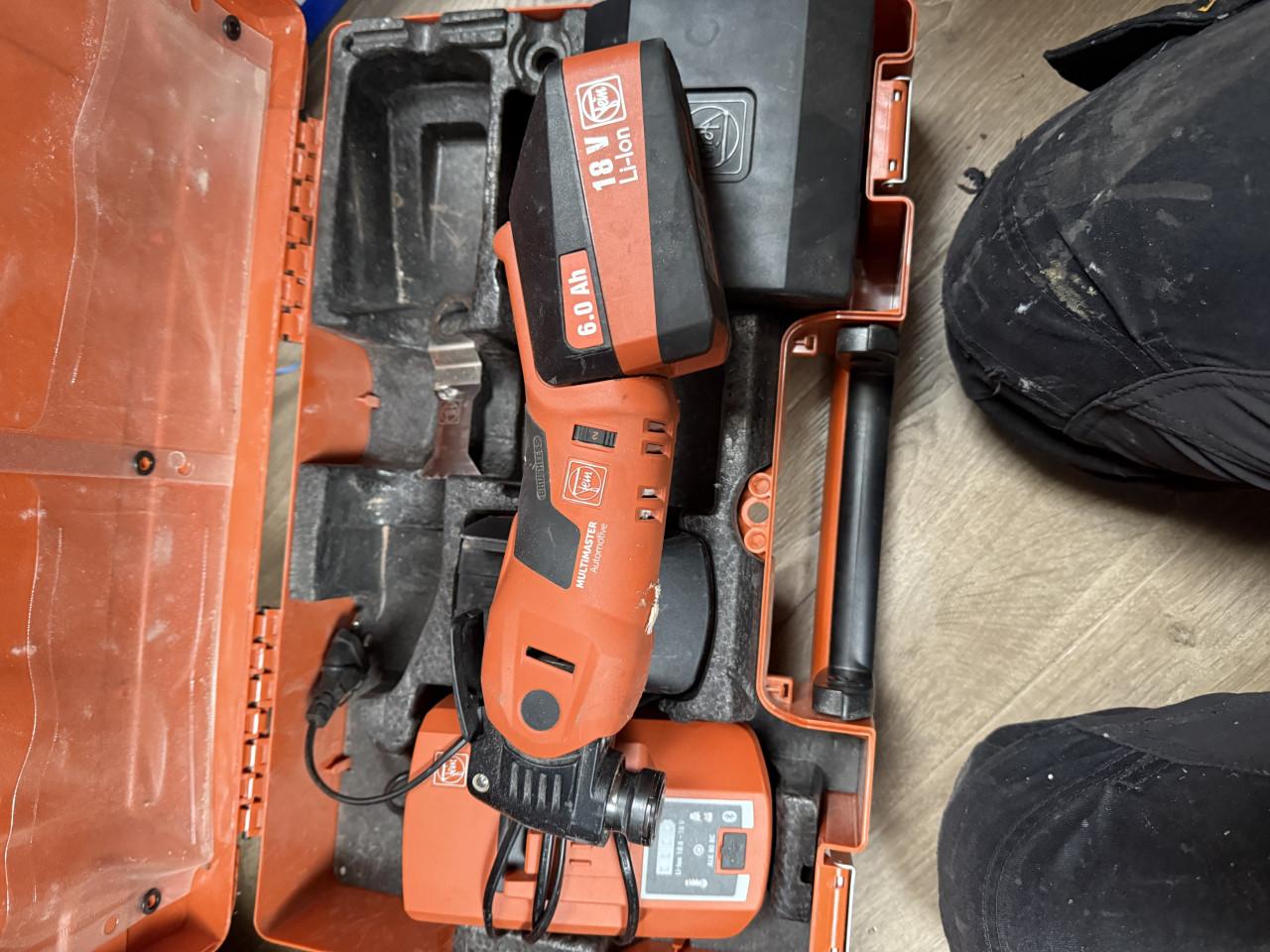 Veel gereedschap alles samen te koop