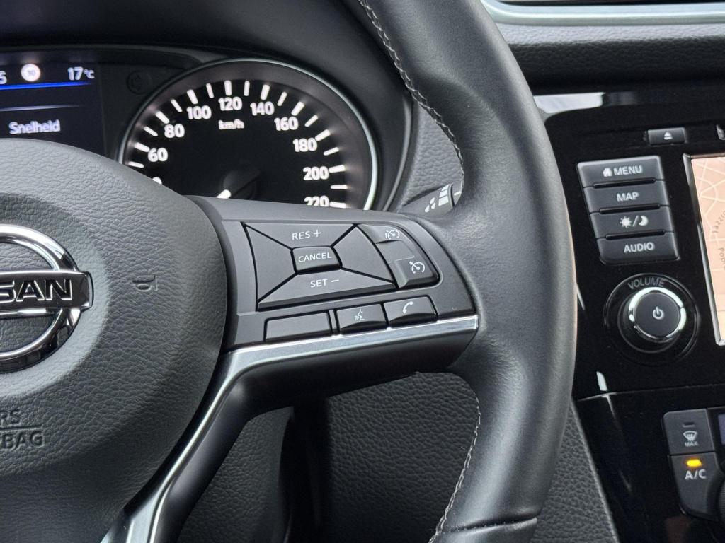 Nissan Qashqai 1.3 dig-t premium edition automaat incl. trekhaak!
