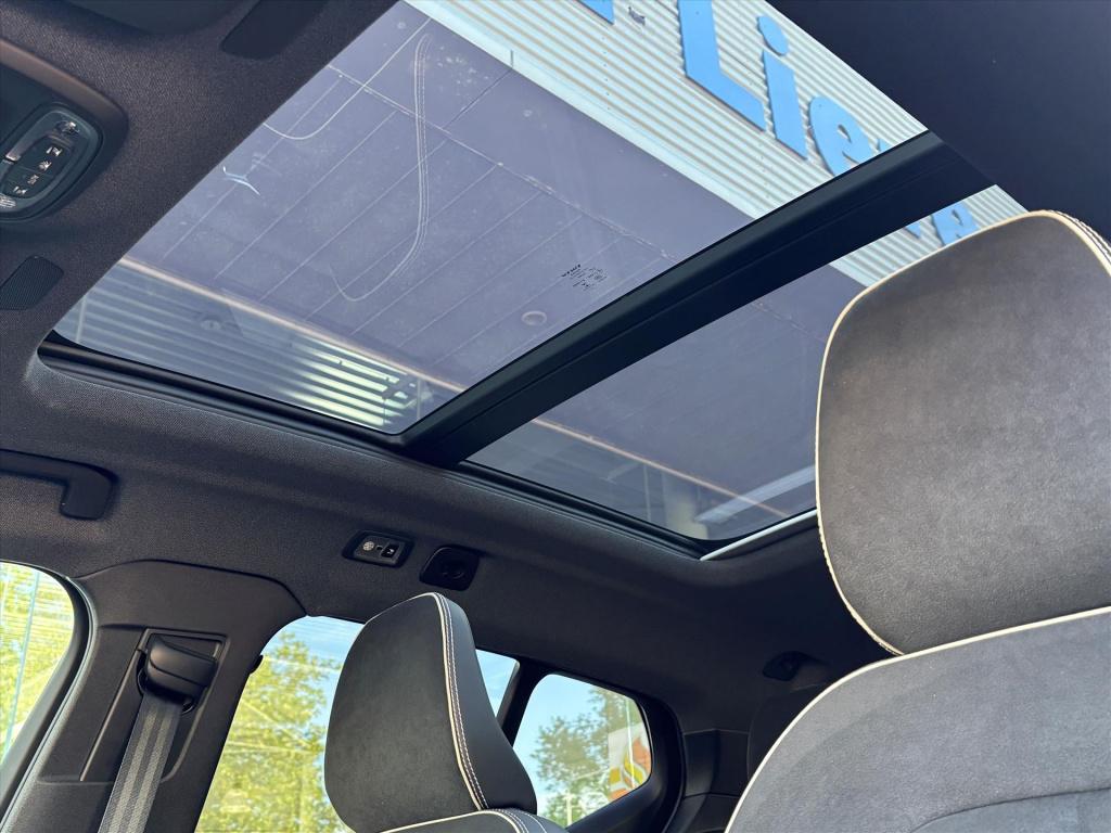 Volvo XC40 1.5 t4 recharge r-design| panoramadak|half leder|el. stoelen| ph