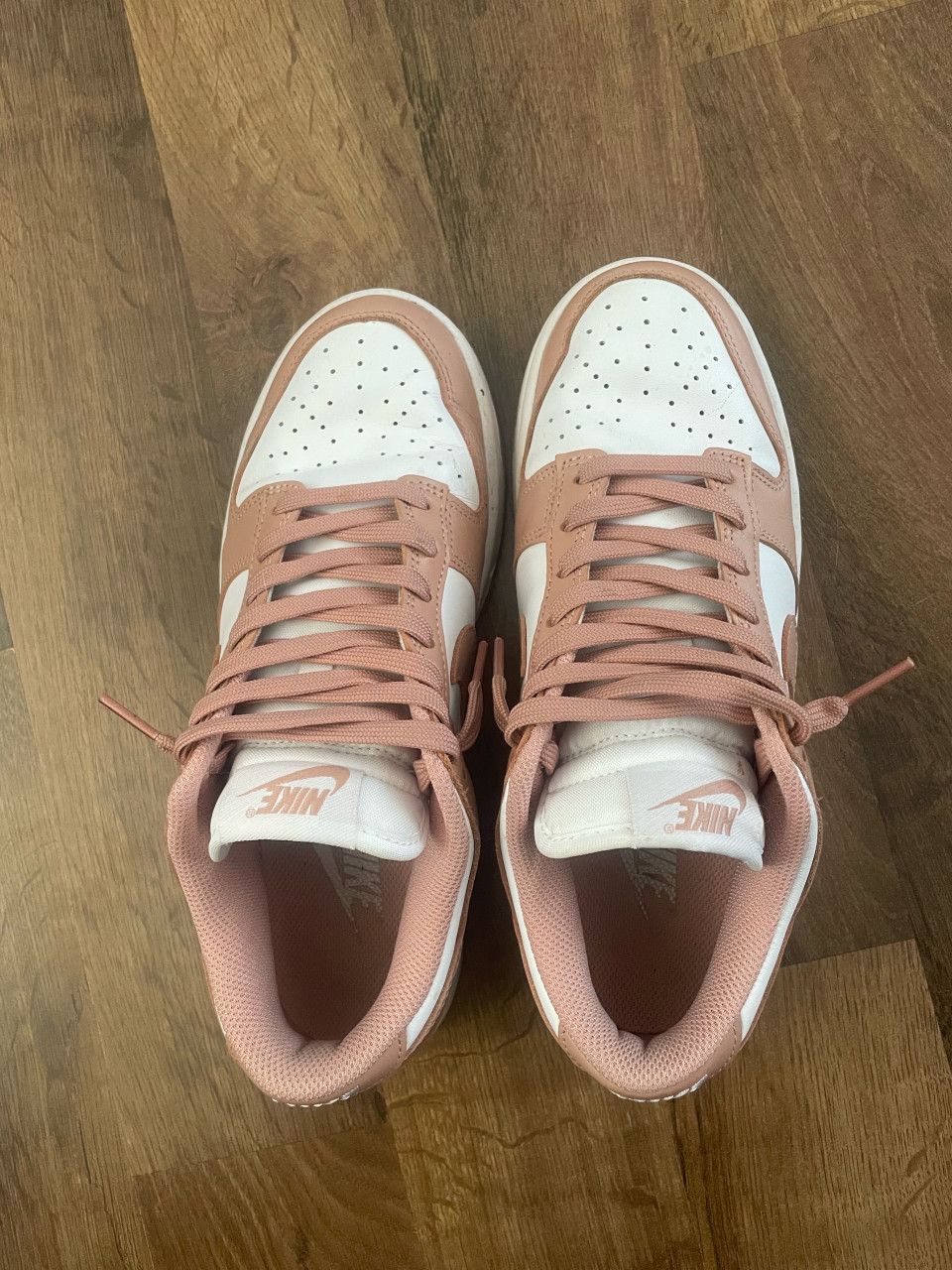 Nike dunk low. Maat 38.5