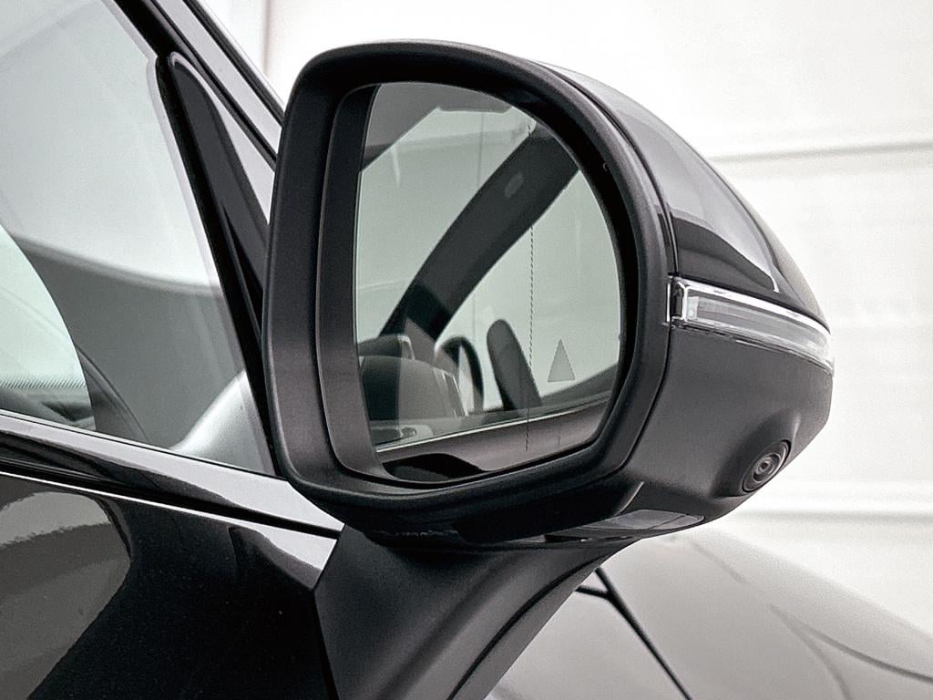 Mercedes-Benz Glc 300e 4matic sport edition | trekhaak | nightpakket | amg 