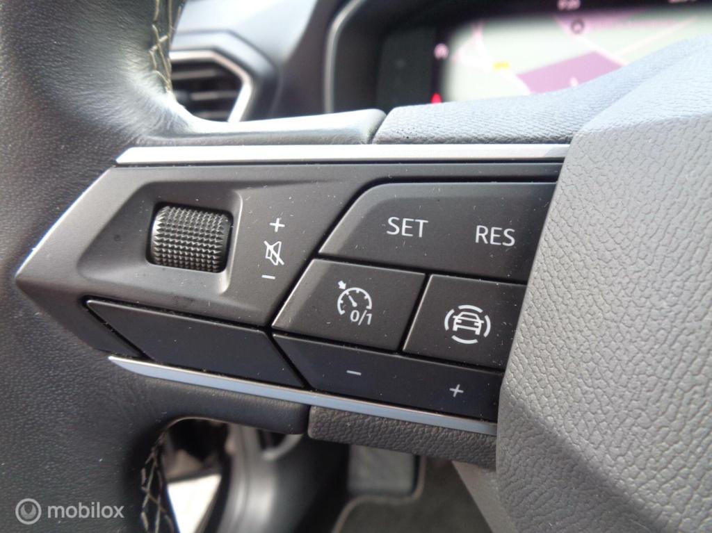 Seat Leon sportstourer 1.5 tsi style business/airco/lm velgen/carplay/pdc/c