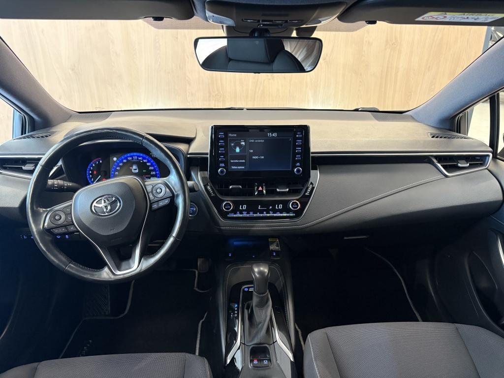 Toyota Corolla 2.0 180pk hybrid style limited | stuur+ stoel.verw | camera|