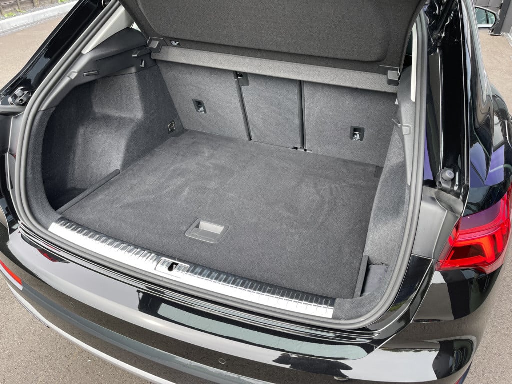 Audi Q3 35 tfsi s-tronic prestige | led | adapt. cruise | incl. 1 jaar bova