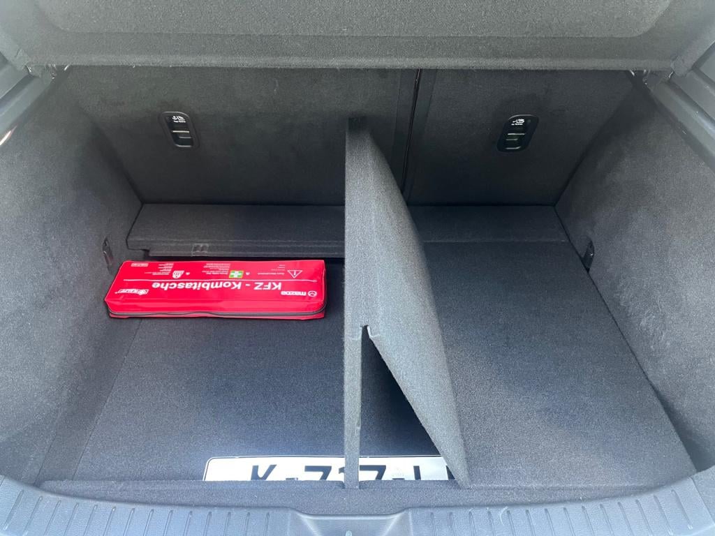 Mazda Cx-30 2.0 e-skyactiv-x m hybrid100th anniversary ed.|trekhaak|rijklaa